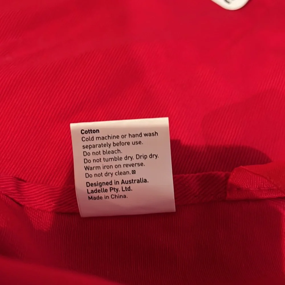 Ladelle red professional